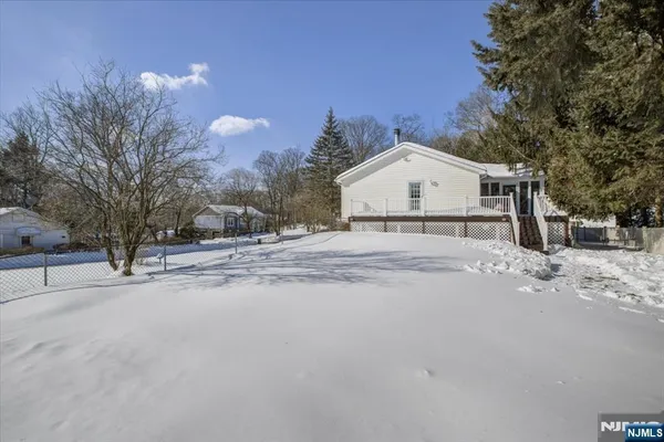 $535,000 | 19 Danbury Lane, Lake Hopatcong, NJ 07849