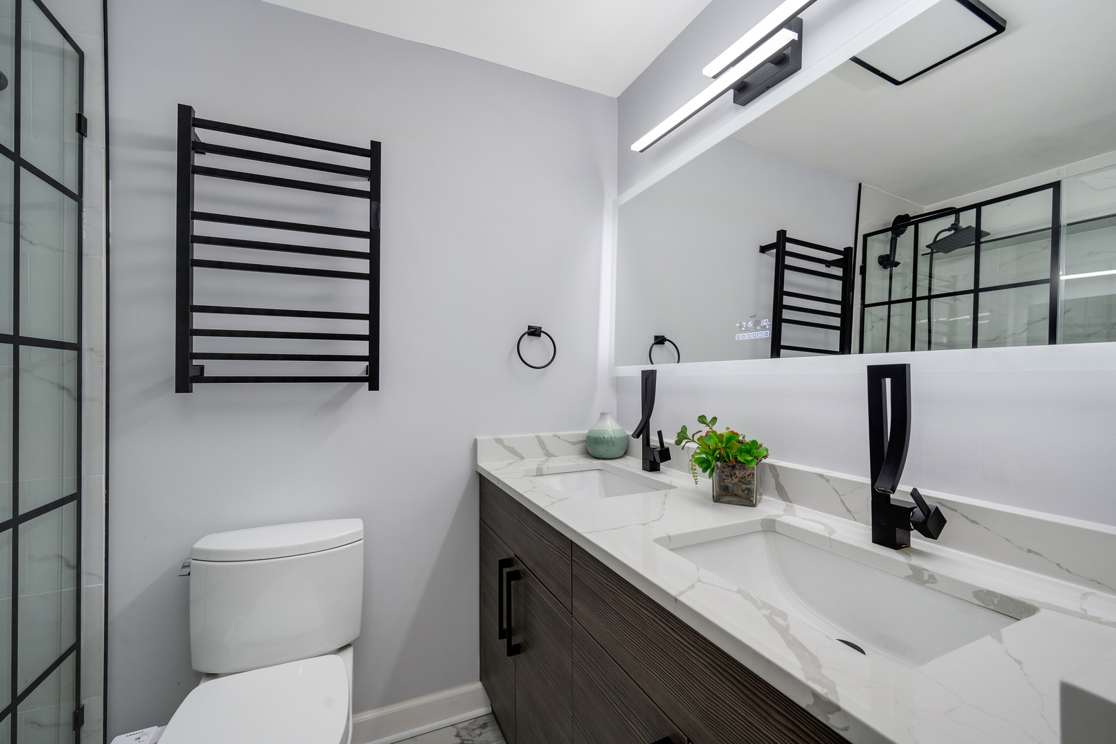 5455 North Sheridan Road, Unit 1811 Chicago, IL 60640 - Photo 14 of 27 Gallery Image 14