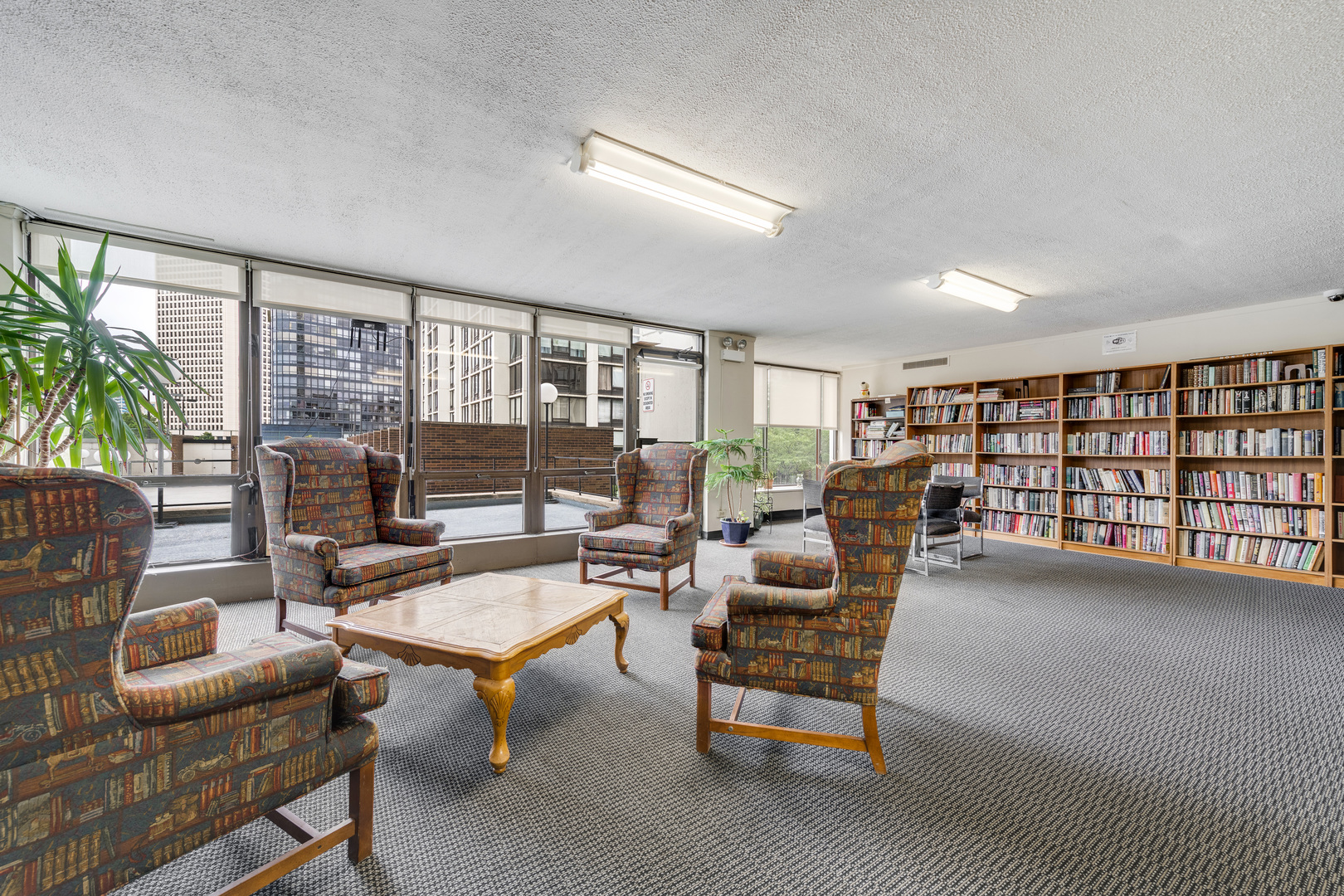 5455 North Sheridan Road, Unit 1811 Chicago, IL 60640 - Photo 21 of 27 Gallery Image 21