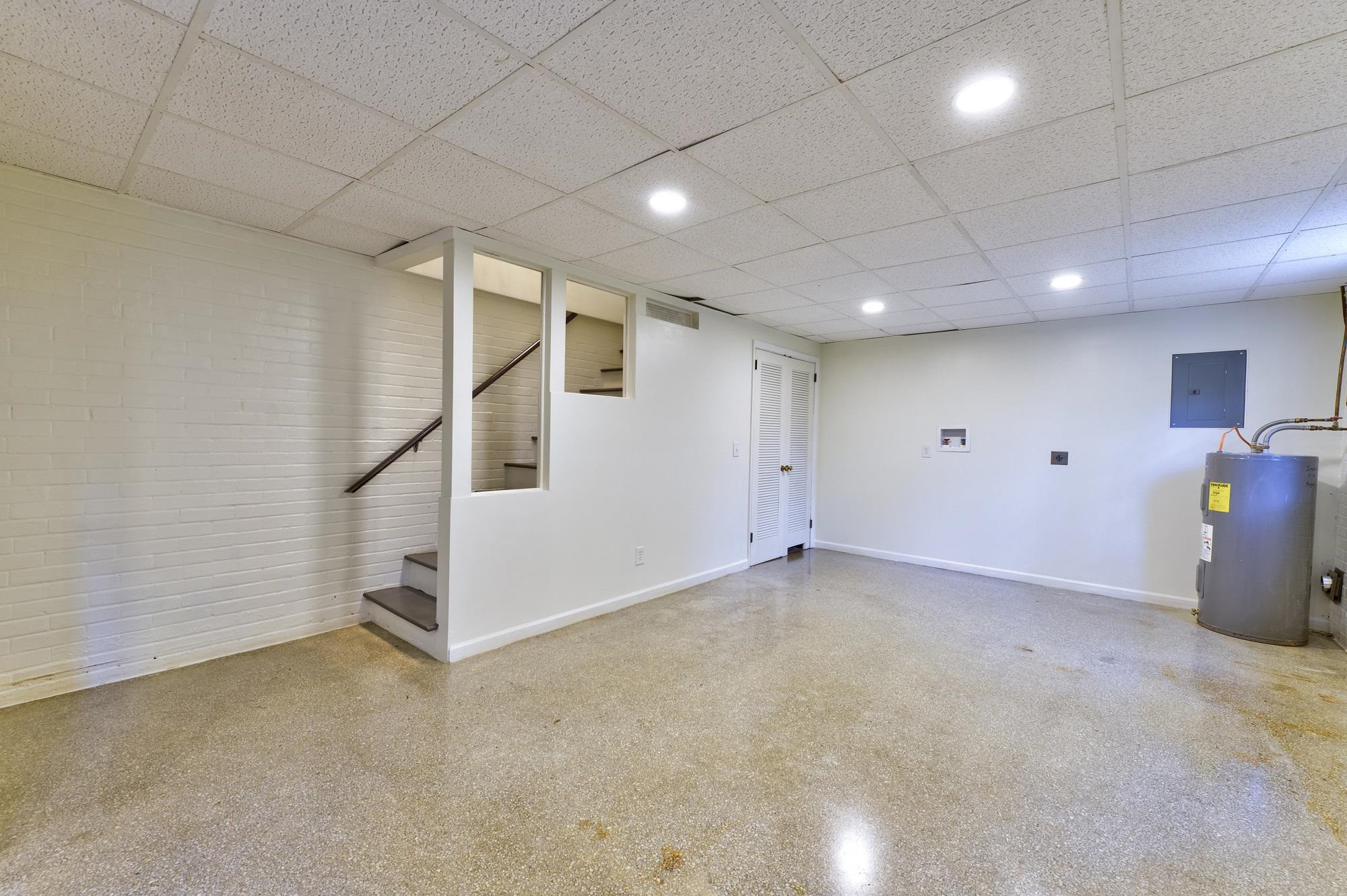 715 Spring Lane Sanford, NC 27330 - Photo 23 of 35 Photo 23