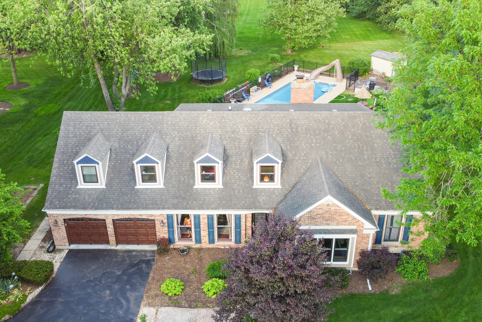 871 Kilrenny Inverness, IL 60067 - Photo 54 of 56 an aerial view of a house