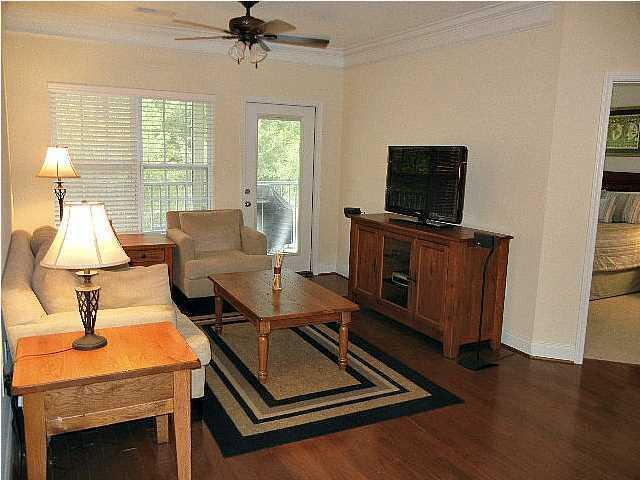2016 Basildon Road Mount Pleasant, SC 29466 - Photo 2 of 24 20140829150145107050000000-o