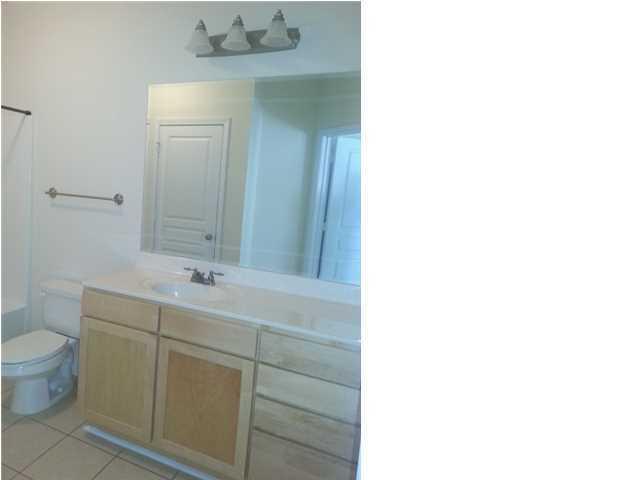 2016 Basildon Road Mount Pleasant, SC 29466 - Photo 11 of 24 2016 bath