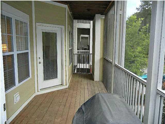 2016 Basildon Road Mount Pleasant, SC 29466 - Photo 13 of 24 2016 back porch