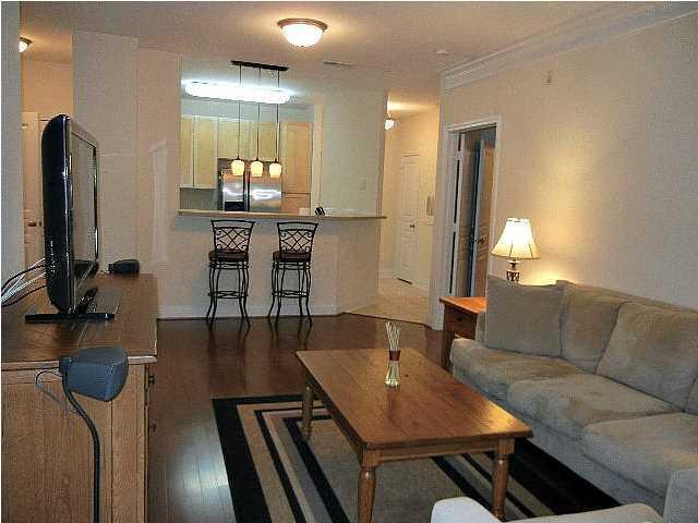 2016 Basildon Road Mount Pleasant, SC 29466 - Photo 3 of 24 20140829150145387129000000-o