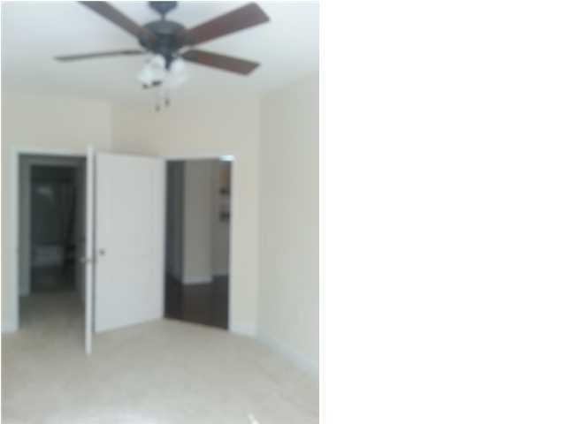 2016 Basildon Road Mount Pleasant, SC 29466 - Photo 10 of 24 2016 bedroom