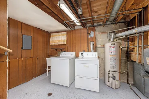 $154,900 | 12356 South Carpenter Street, Calumet Park, IL 60827