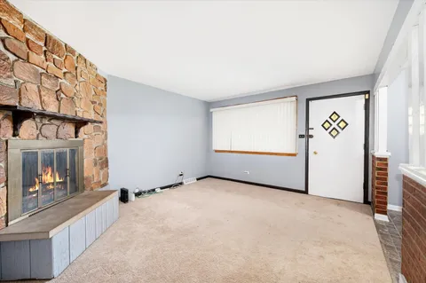 $154,900 | 12356 South Carpenter Street, Calumet Park, IL 60827