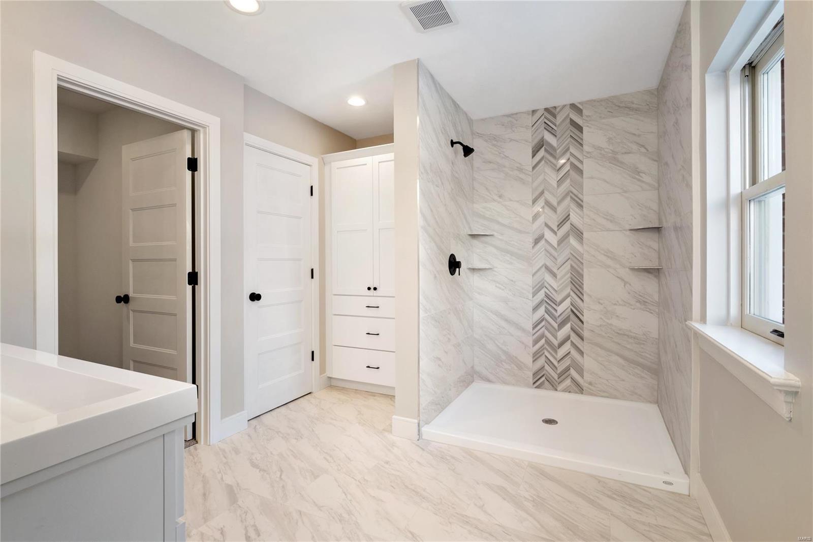 15 South Spoede Road St. Louis, MO 63141 - Photo 16 of 26 Gallery Image 16