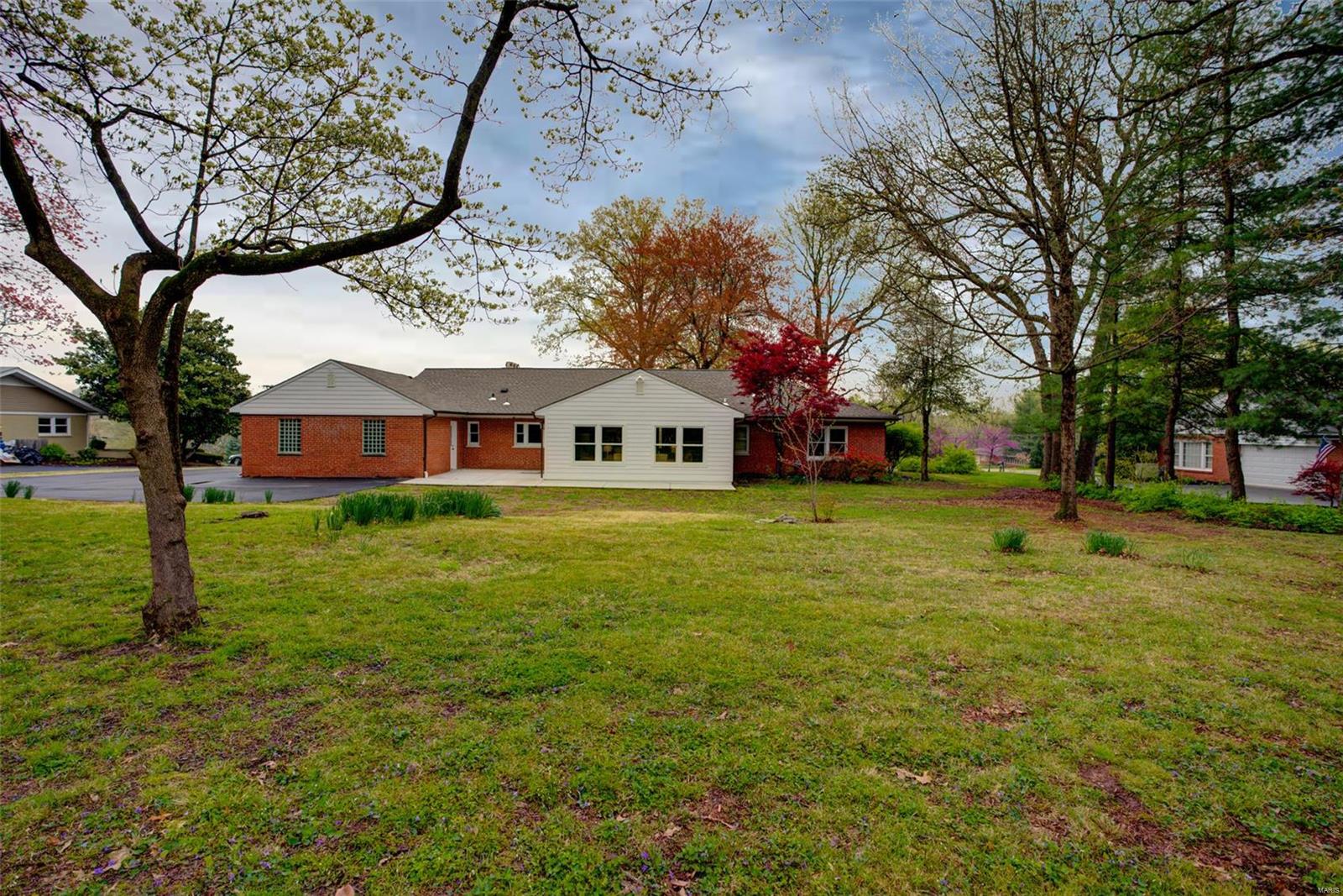 15 South Spoede Road St. Louis, MO 63141 - Photo 26 of 26 Gallery Image 26