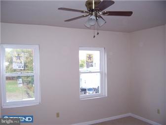 24 Polk Street Riverside, NJ 08075 - Photo 6 of 8 Bedroom - Main