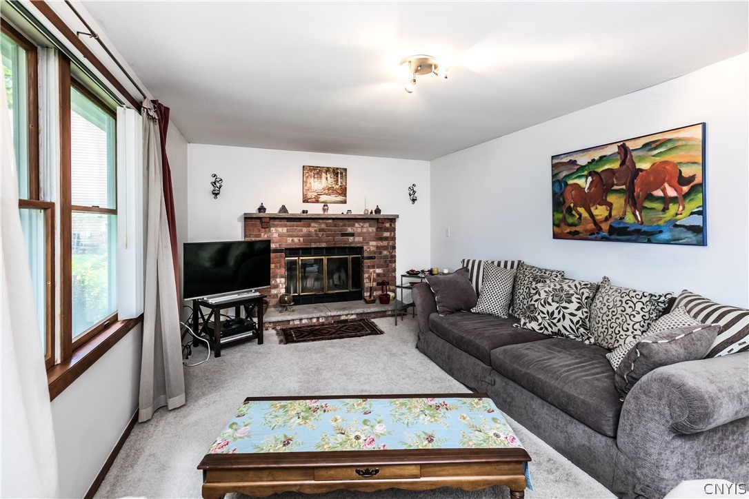 7244 Magic Way Manlius, NY 13057 - Photo 16 of 38