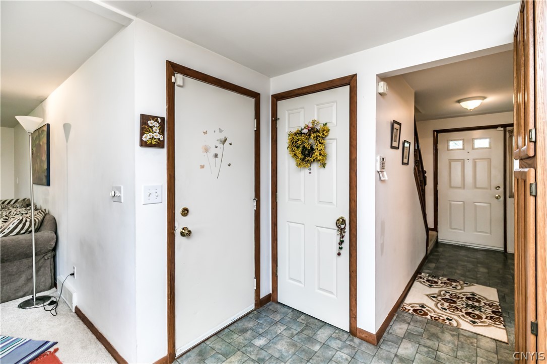 7244 Magic Way Manlius, NY 13057 - Photo 18 of 38