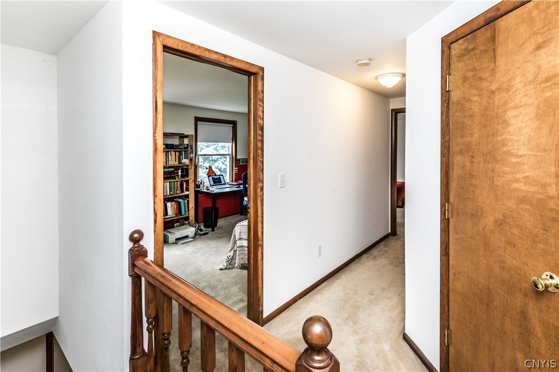 7244 Magic Way Manlius, NY 13057 - Photo 21 of 38