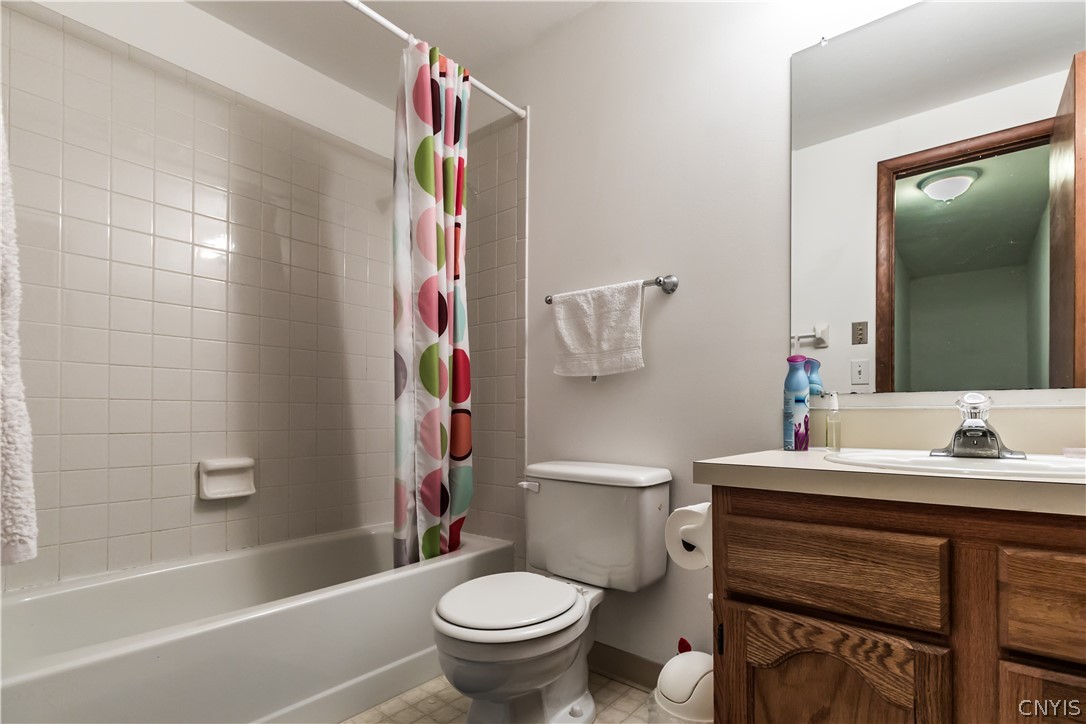 7244 Magic Way Manlius, NY 13057 - Photo 28 of 38