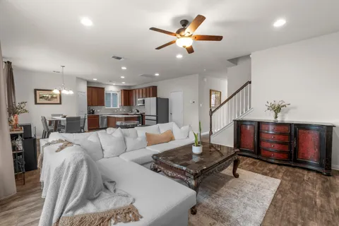 $380,000 | 809 Whitman Avenue, Georgetown, TX 78626