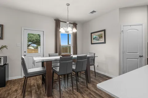 $380,000 | 809 Whitman Avenue, Georgetown, TX 78626