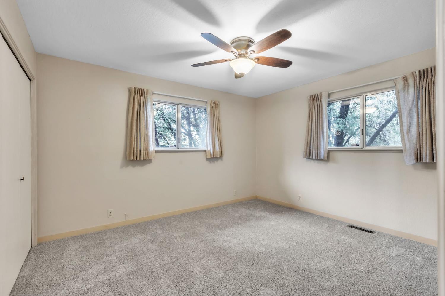 23568 Robin Road Pioneer, CA 95666 - Photo 15 of 54