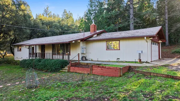 $375,000 | 23568 Robin Road, Pioneer, CA 95666