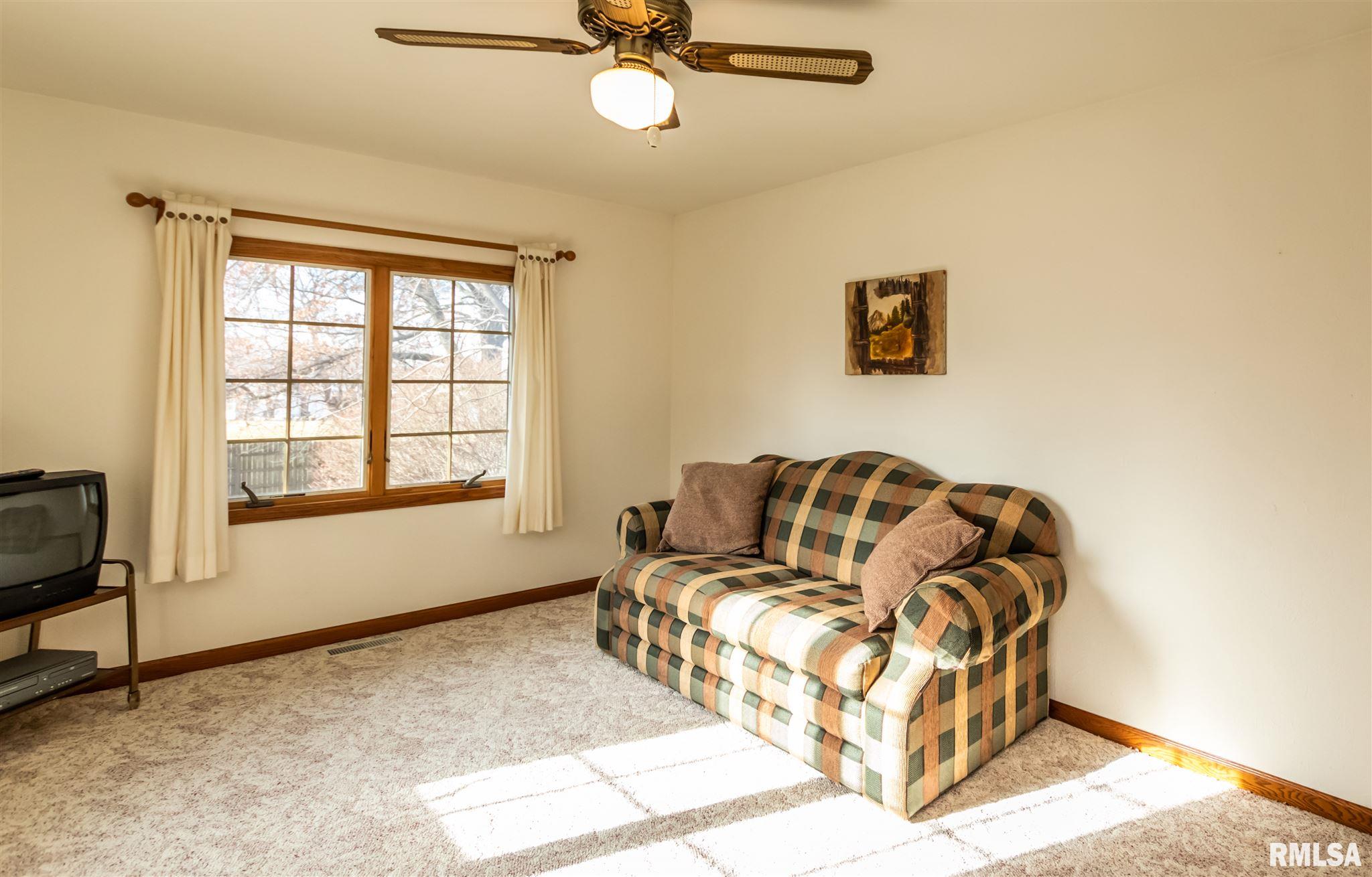 107 Reservoir Road Pekin, IL 61554 - Photo 12 of 17 Gallery Image 12