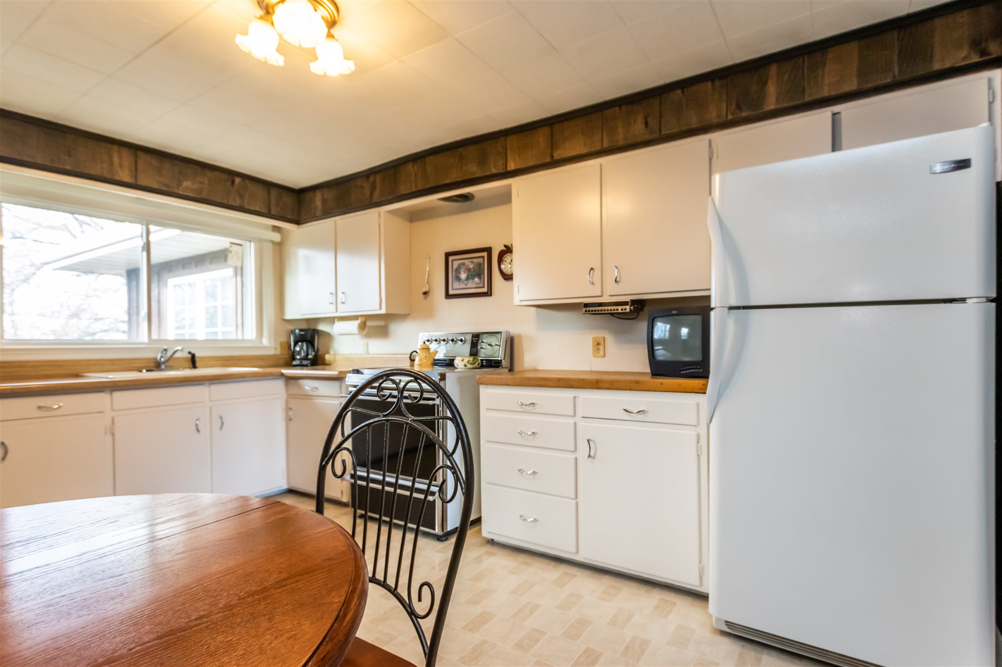 107 Reservoir Road Pekin, IL 61554 - Photo 6 of 17 Gallery Image 6