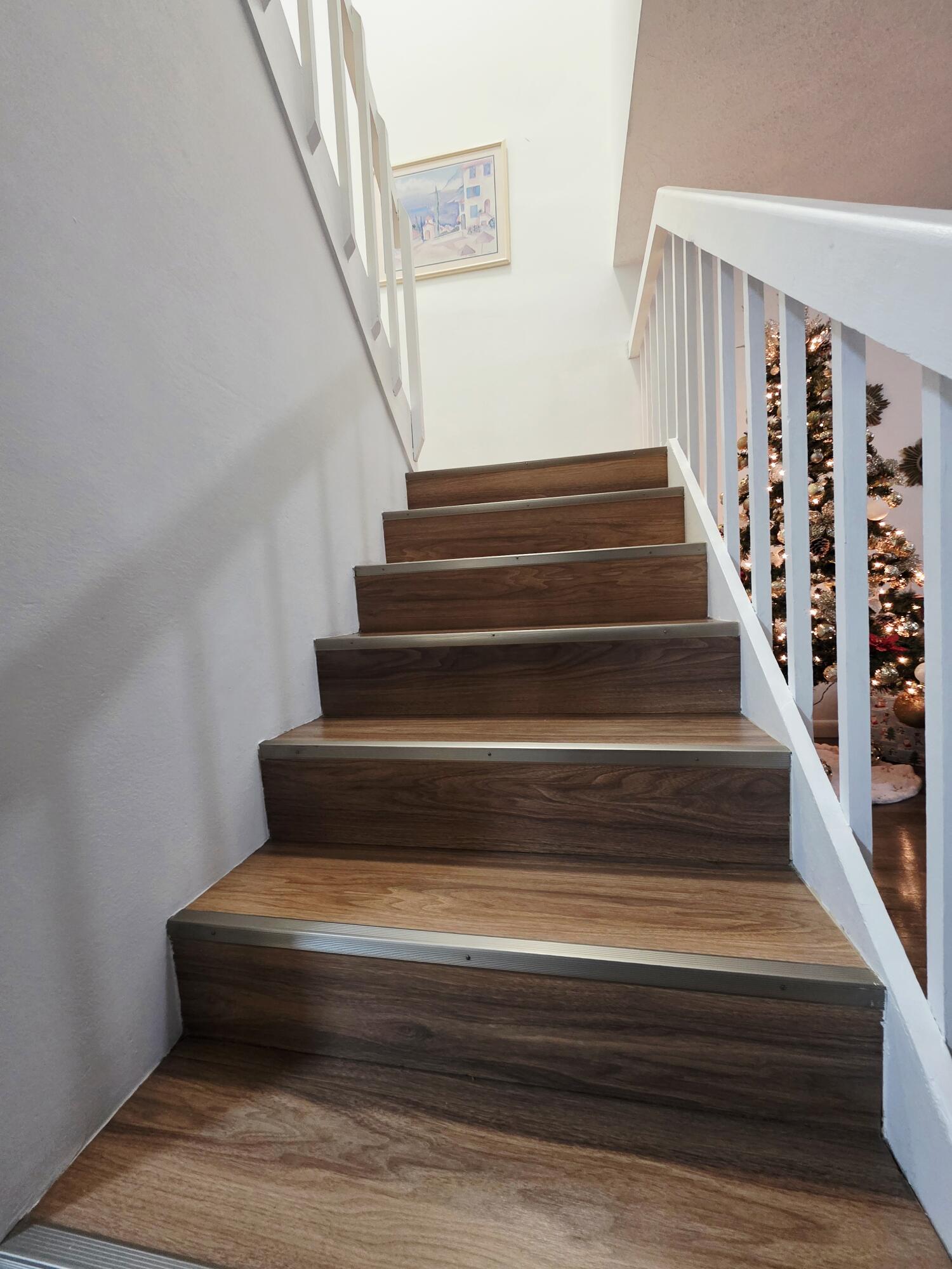 218 Woodland Road Palm Springs, FL 33461 - Photo 16 of 45 a view of entryway