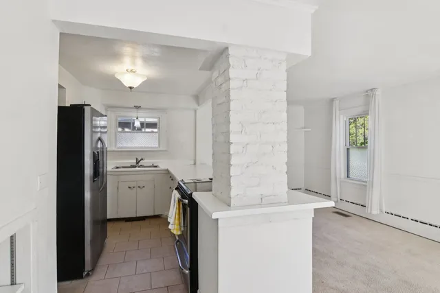 $255,000 | 390 Garfield Boulevard, Grayslake, IL 60030