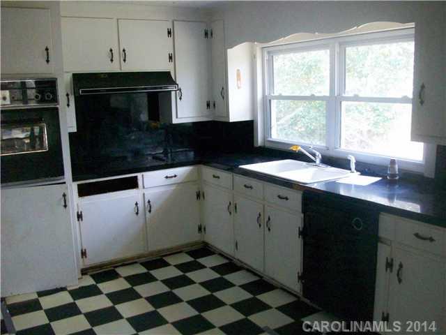 1419 Pennington Road Albemarle, NC 28001 - Photo 3 of 10 Gallery Image 3