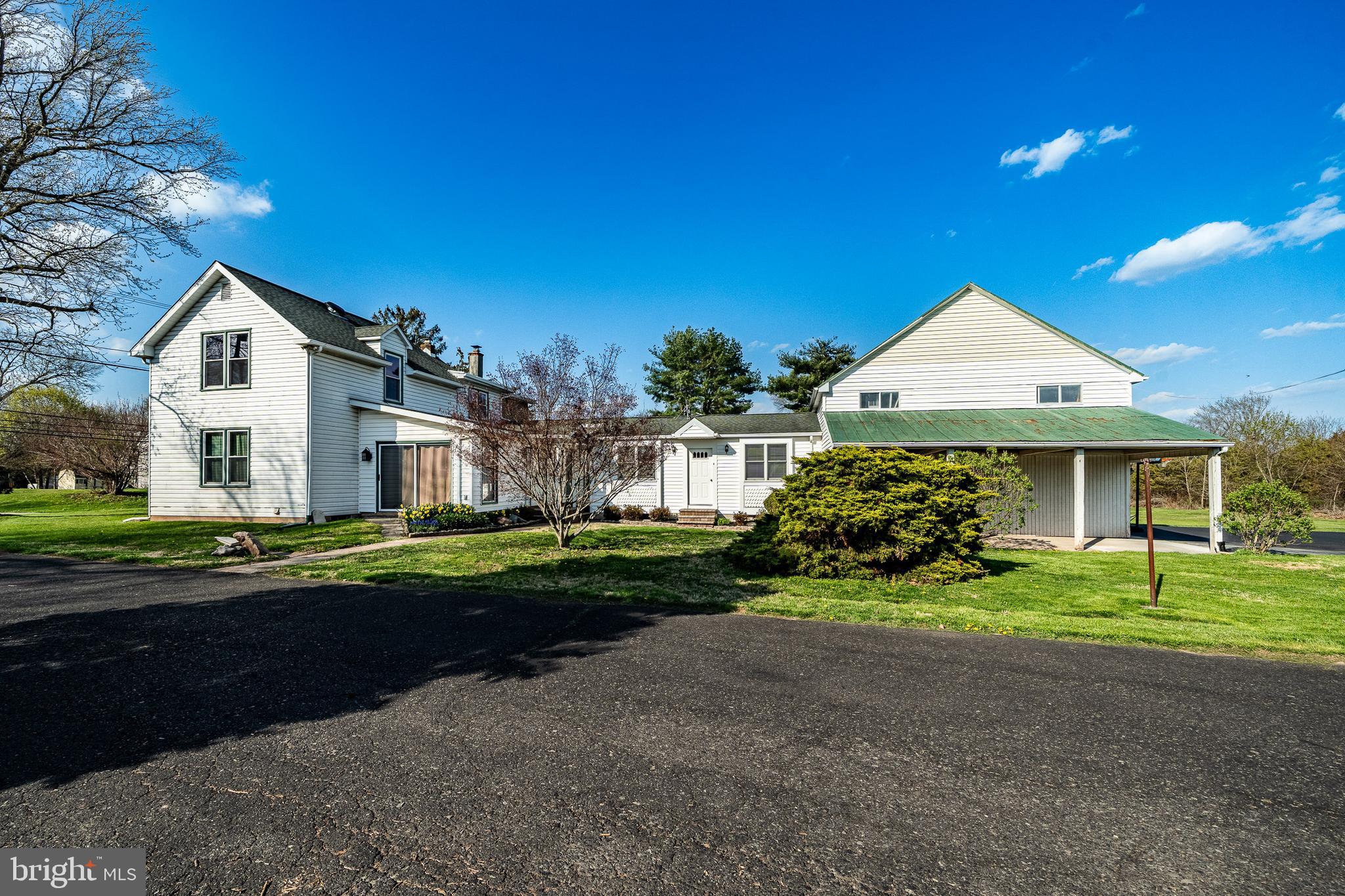 2190 East Buck Road Pennsburg, PA 18073 - Photo 3 of 42