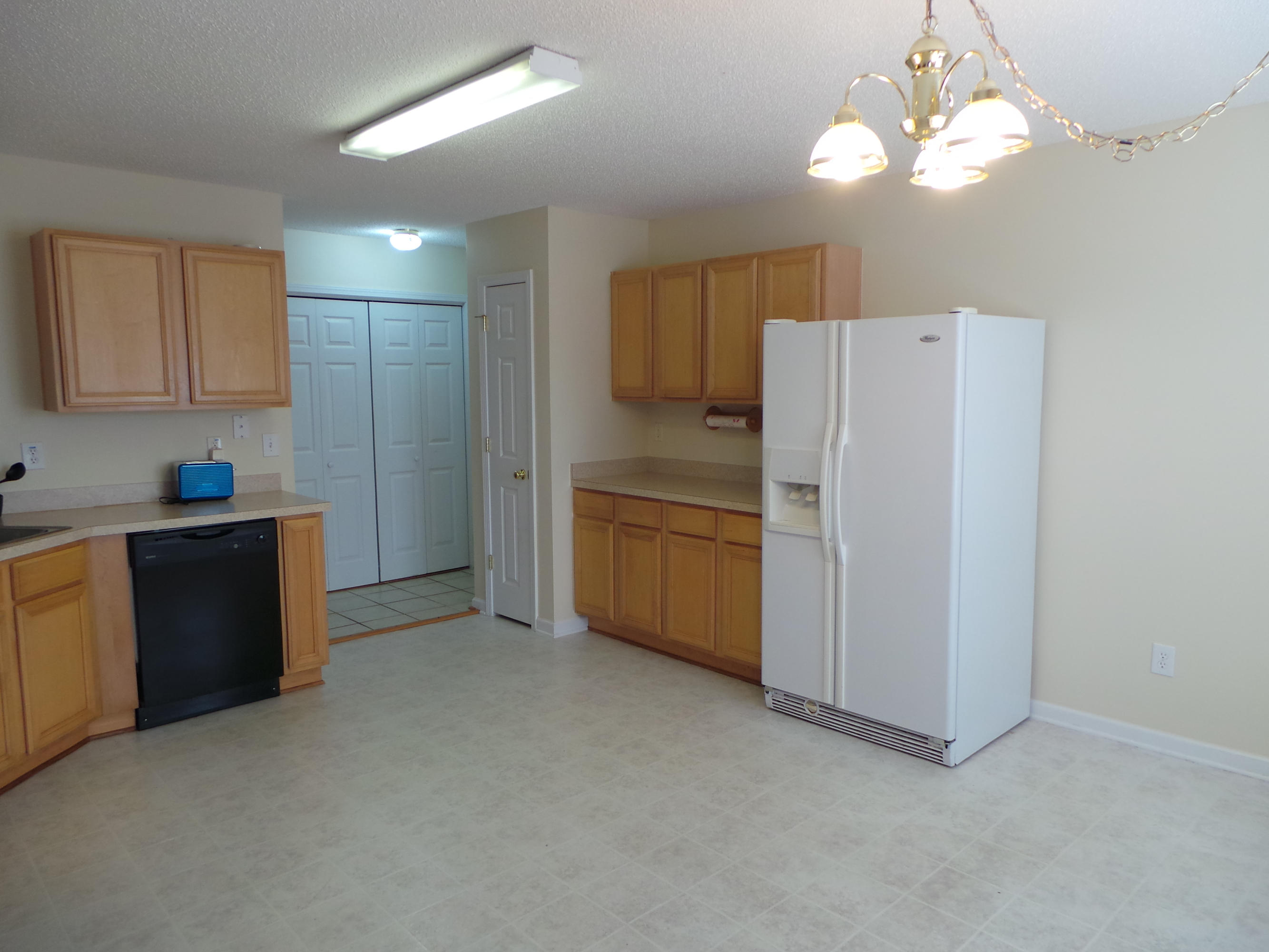 3543 Galaxy Road Ladson, SC 29456 - Photo 6 of 15 Spacious Kitchen