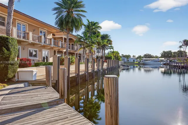 $5,900 | 4060 Northeast 26th Avenue, Lighthouse Point, FL 33064