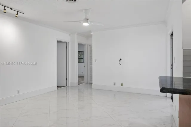 $5,900 | 4060 Northeast 26th Avenue, Lighthouse Point, FL 33064