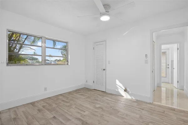 a view of an empty walk in closet