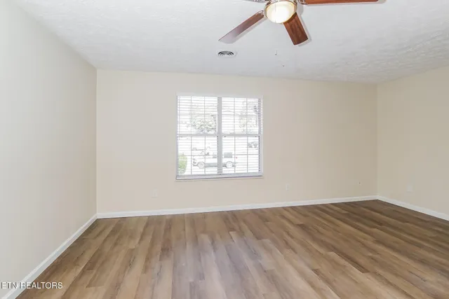 $1,275 | 4207 Iona Way, Knoxville, TN 37912