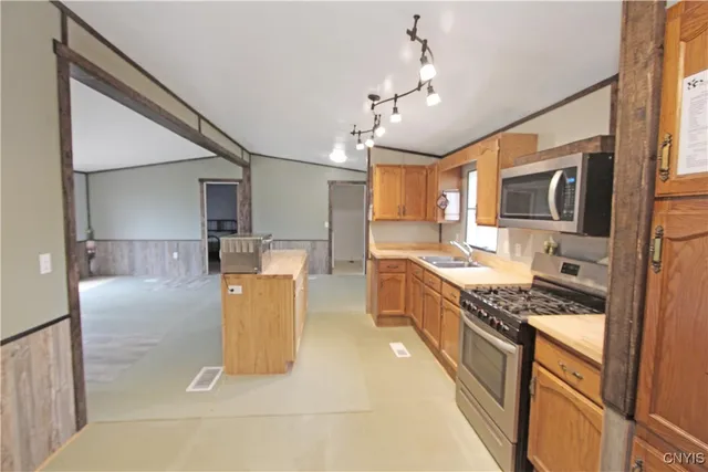 $140,000 | 7571 Snell Road, New Bremen, NY 13367