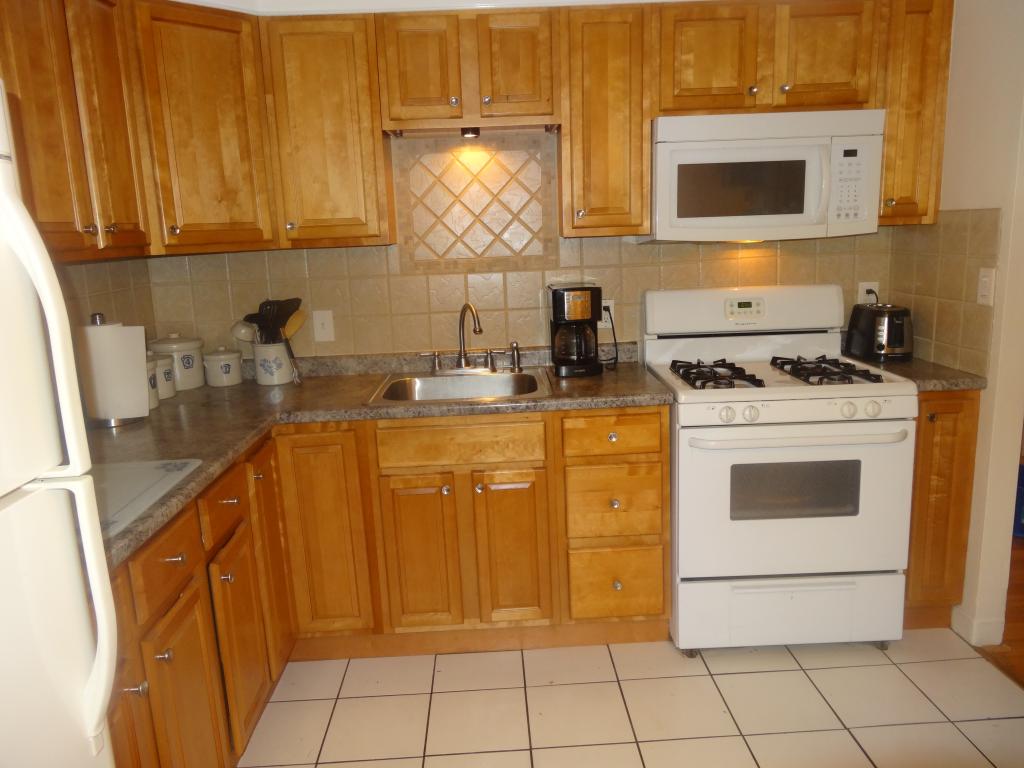130 Mammoth Road, Unit 2 Hooksett, NH 03106 - Photo 3 of 9