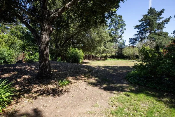 $4,488,000 | 800 Loyola Drive, Los Altos, CA 94024