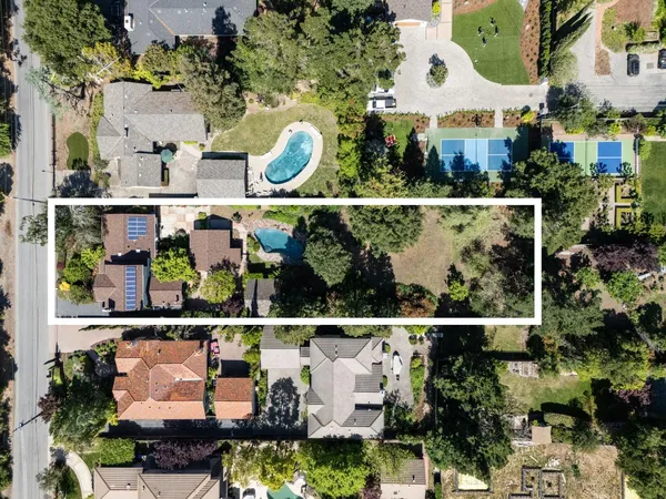 $4,488,000 | 800 Loyola Drive, Los Altos, CA 94024