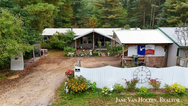 $249,900 | 20449 Gates Road, Howard City, MI 49329