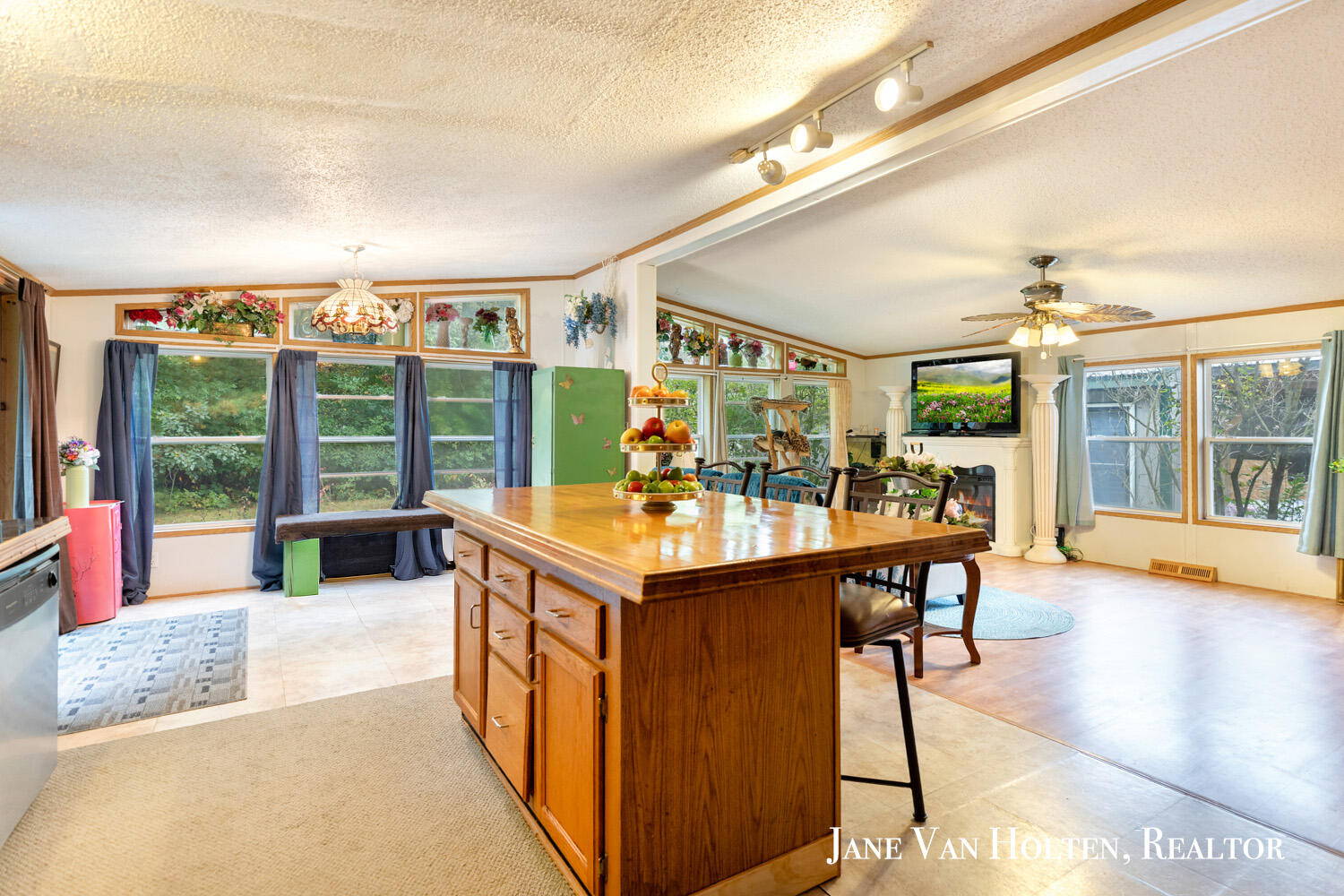 20449 Gates Road Howard City, MI 49329 - Photo 11 of 29 2F9A0147