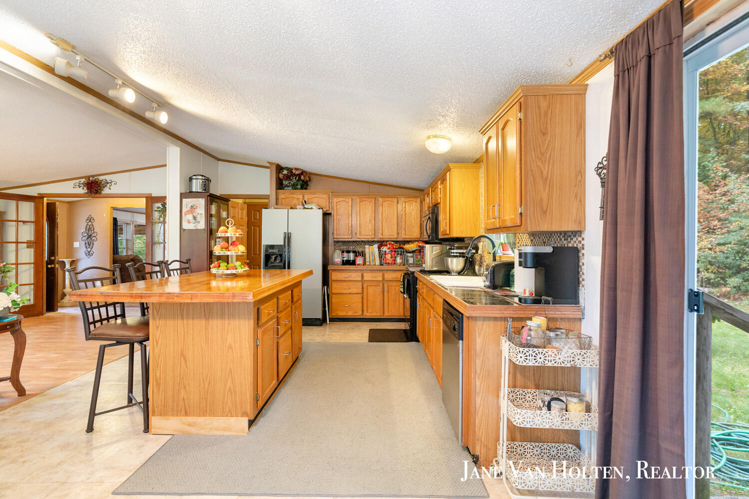 20449 Gates Road Howard City, MI 49329 - Photo 15 of 29 2F9A0155