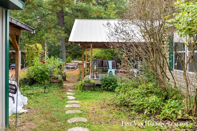 $249,900 | 20449 Gates Road, Howard City, MI 49329