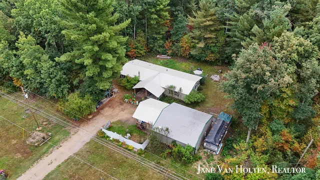 $249,900 | 20449 Gates Road, Howard City, MI 49329