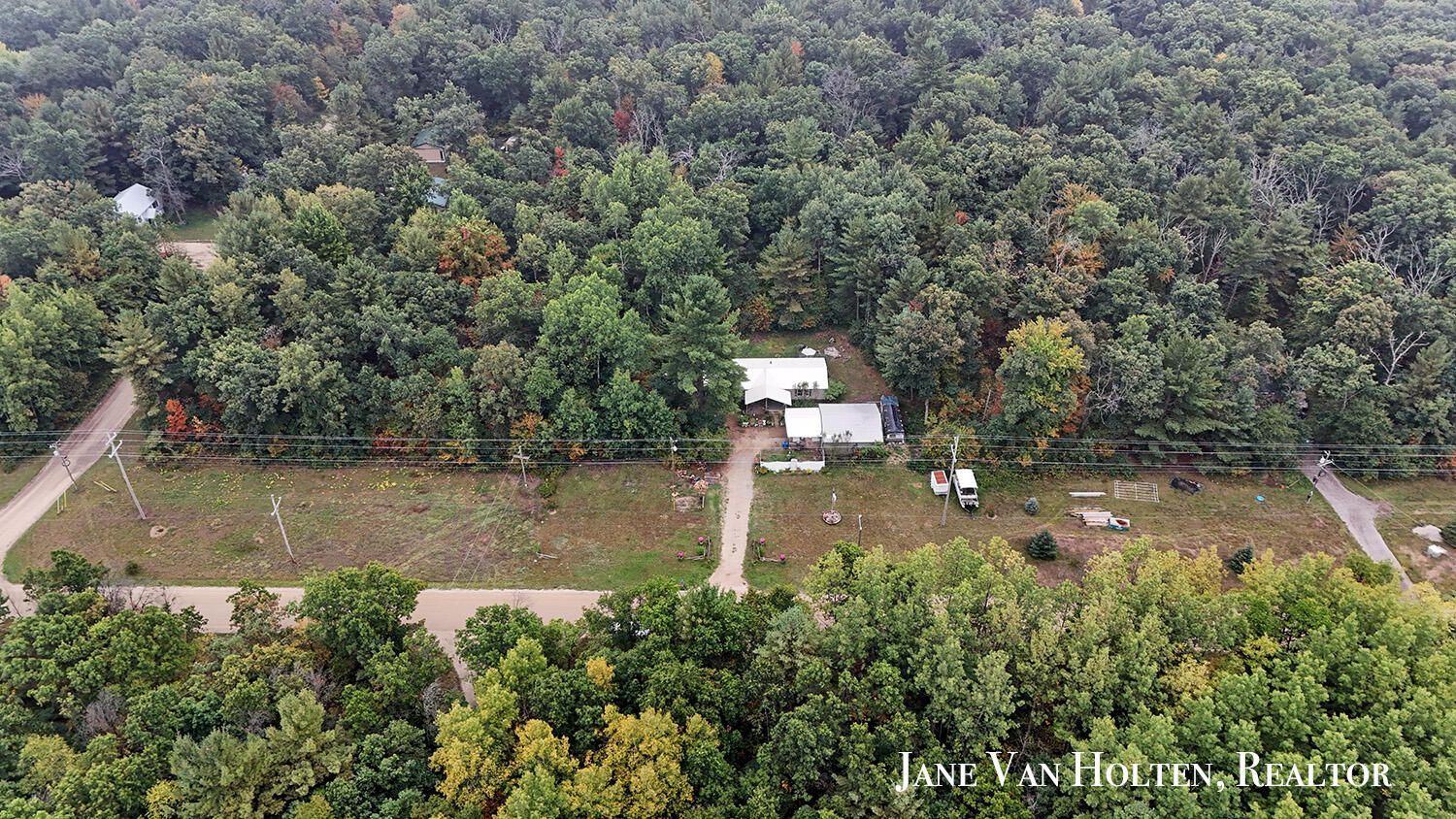 20449 Gates Road Howard City, MI 49329 - Photo 4 of 29 DJI_20250924101253_0344_Dcopy