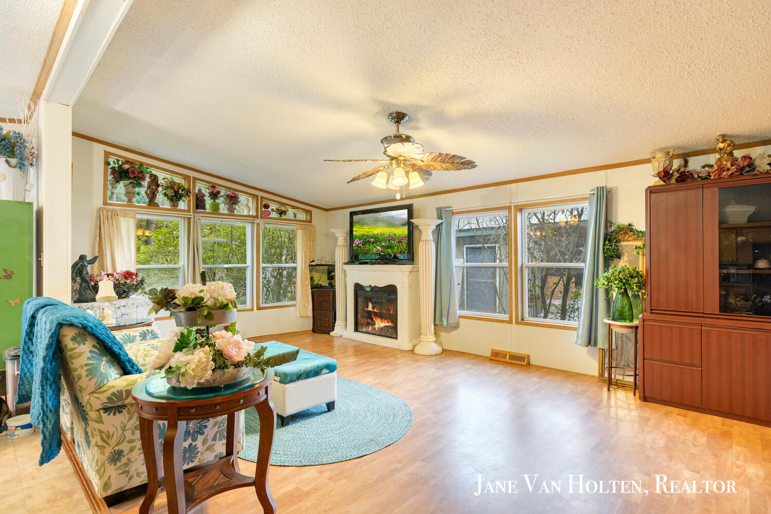 20449 Gates Road Howard City, MI 49329 - Photo 10 of 29 2F9A0131