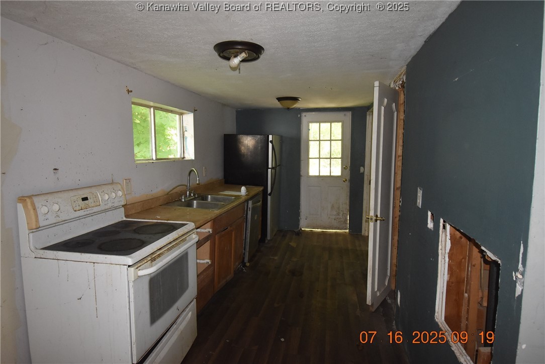 168 Harmon Road Charleston, WV 25314 - Photo 8 of 15 Gallery Image 8