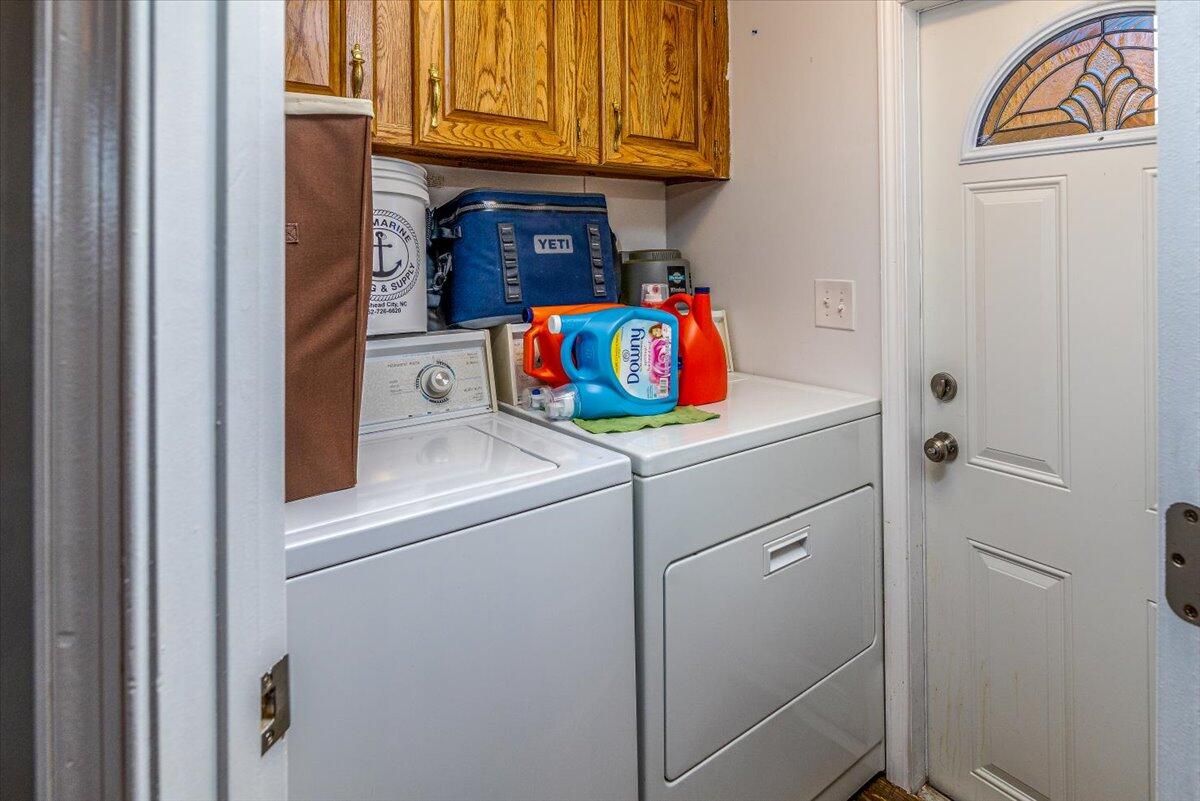 448 Lakeside Road Penhook, VA 24137 - Photo 22 of 51 a utility room with dryer and washer