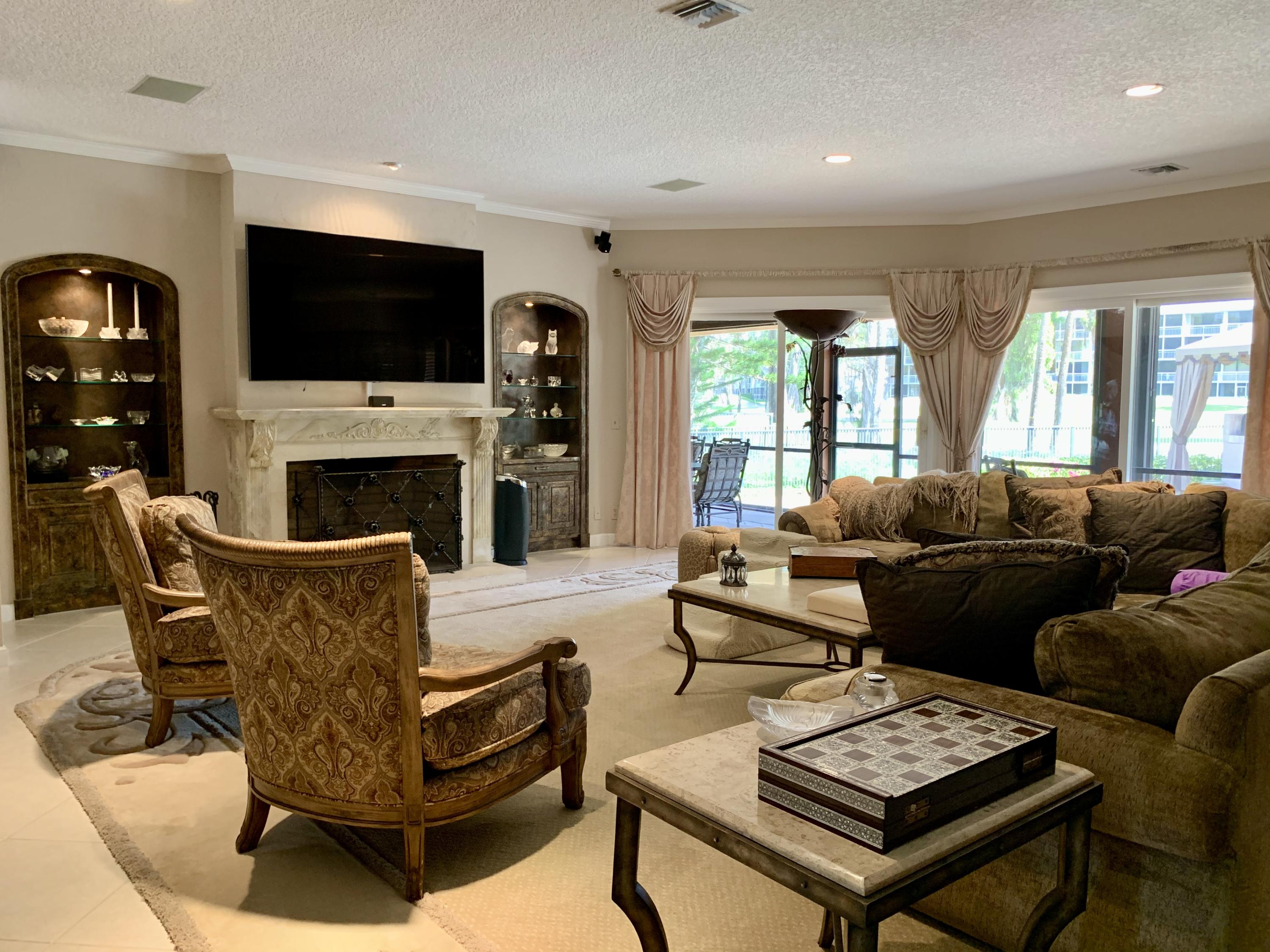 6537 Timber Lane Boca Raton, FL 33433 - Photo 5 of 24 Living Room