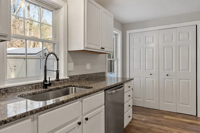 $459,900 | 240 Stoneybrook Road, Fitchburg, MA 01420