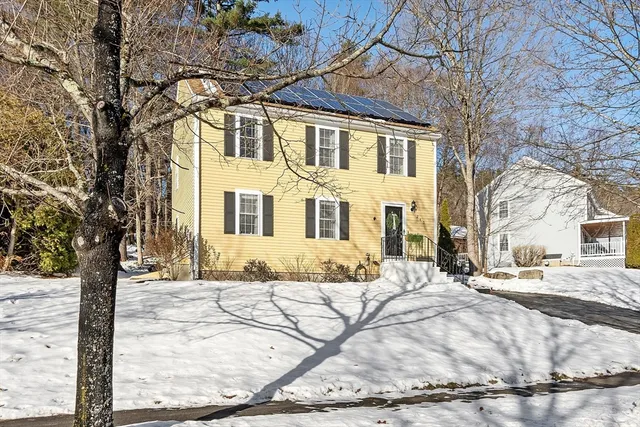 $459,900 | 240 Stoneybrook Road, Fitchburg, MA 01420